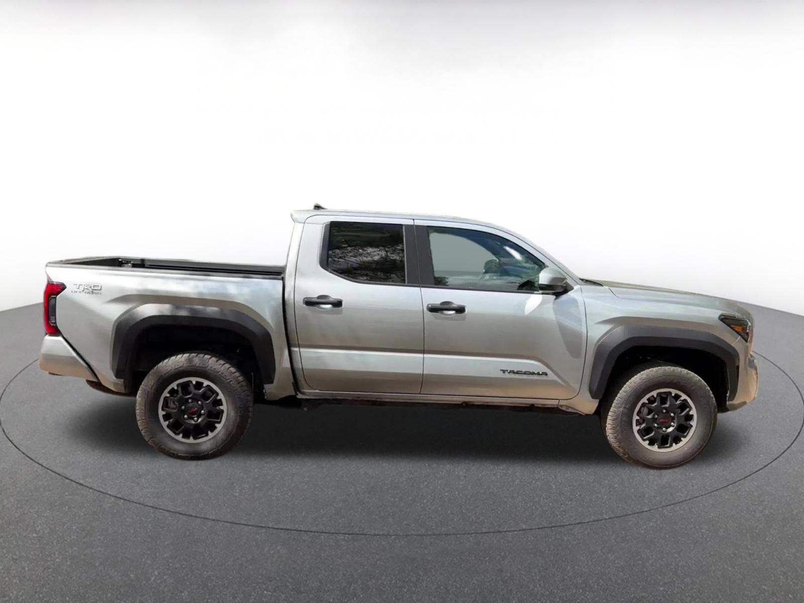 Used 2025 Toyota Tacoma TRD Off-Road image 16