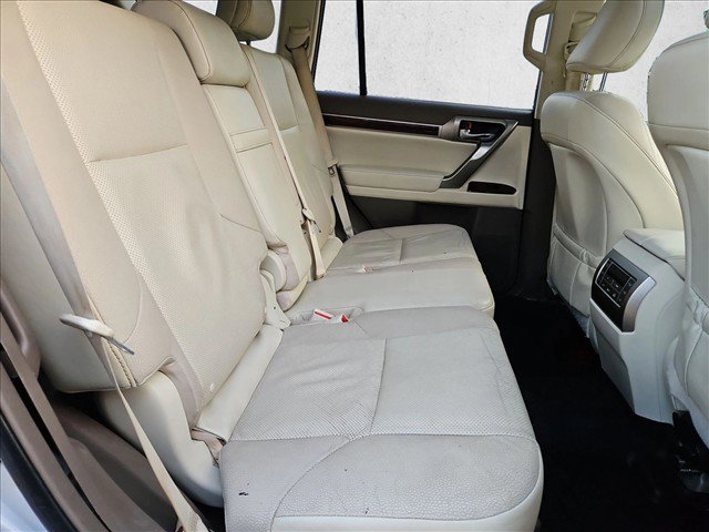 Used 2014 Lexus GX 460 w/ Premium Package AWD/4WD image 22