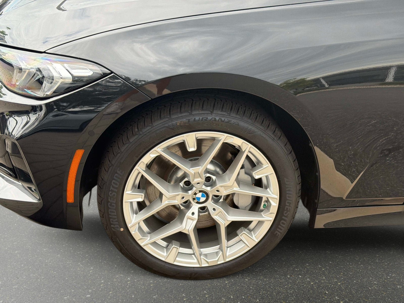 New 2026 BMW 330i Sedan w/ Convenience Package RWD image 10