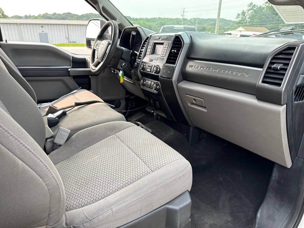 Used 2019 Ford F250 XLT w/ Snow Plow Prep Package AWD/4WD image 34