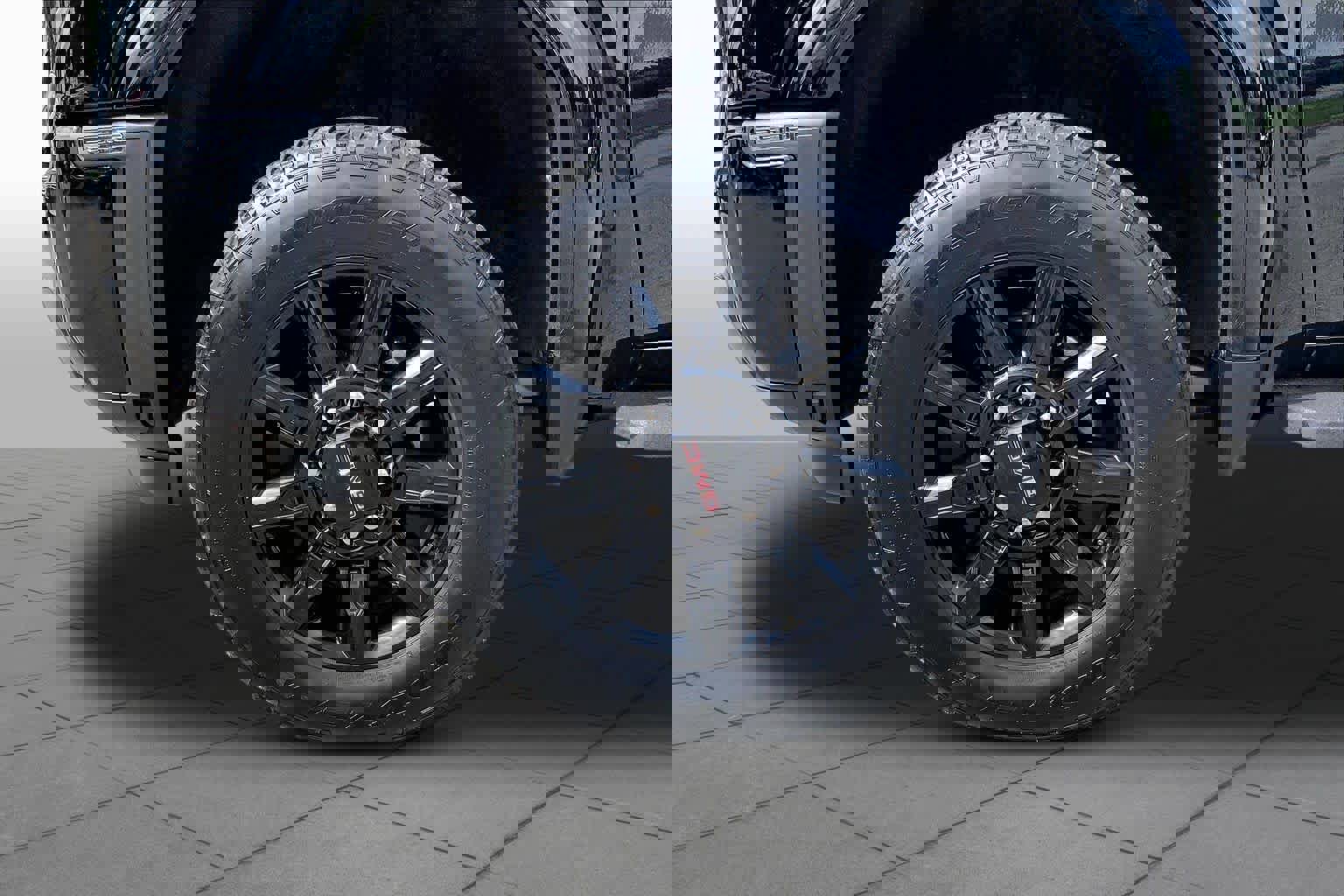 Used 2025 GMC Sierra 2500 AT4 w/ AT4 Premium Plus Package image 21