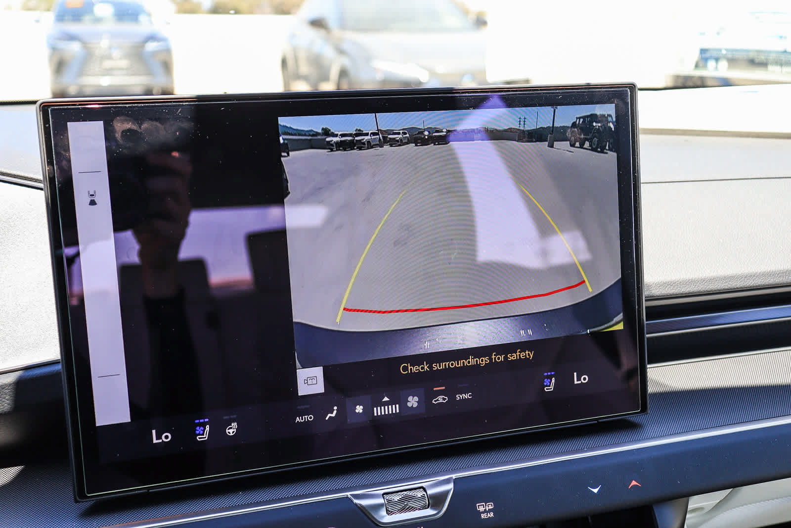 New 2026 Lexus ES 350e FWD image 23