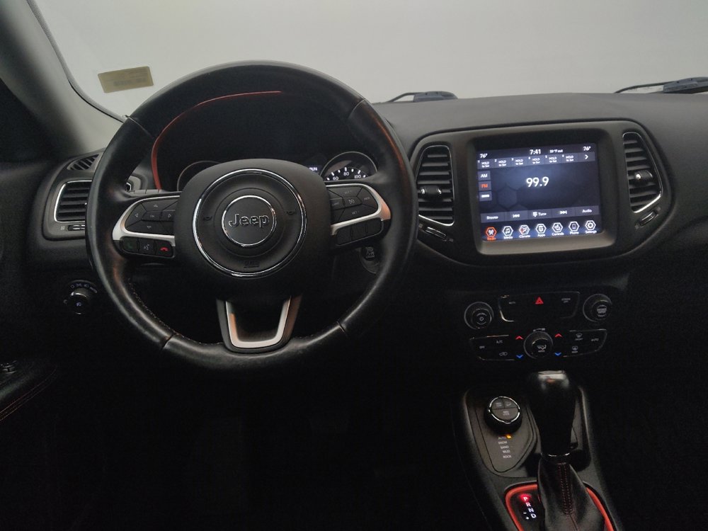 Used 2019 Jeep Compass Trailhawk w/ Cold Weather Group AWD/4WD image 22