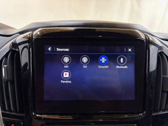 Used 2022 Chevrolet Traverse RS AWD/4WD image 33