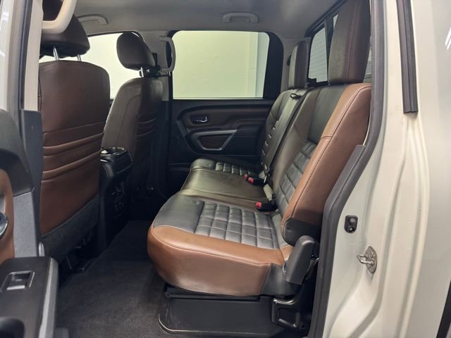 Used 2018 Nissan Titan Platinum Reserve AWD/4WD image 28