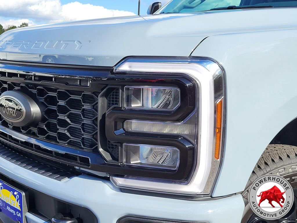 New 2026 Ford F250 Lariat w/ Black Appearance Package image 11