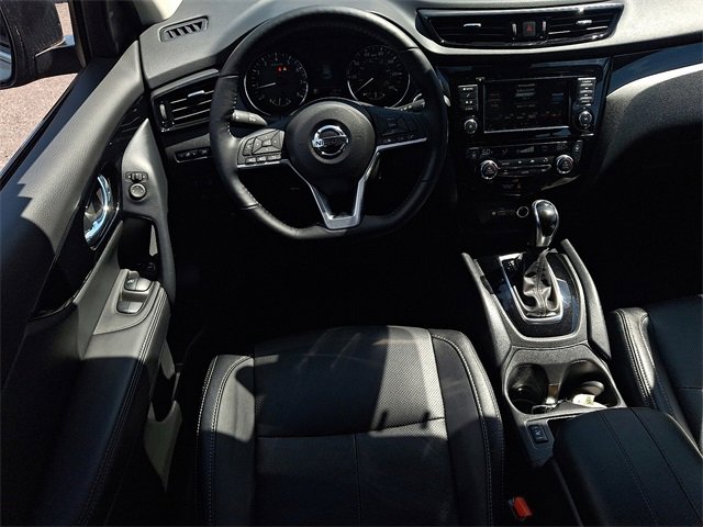 Used 2021 Nissan Rogue Sport SV image 12