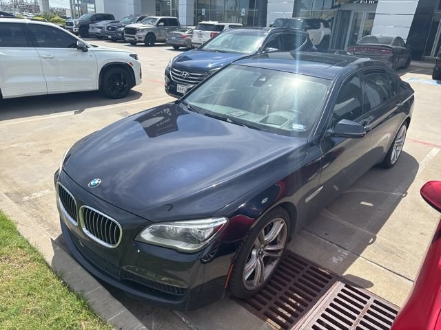 Used 2013 BMW 750Li RWD image 2
