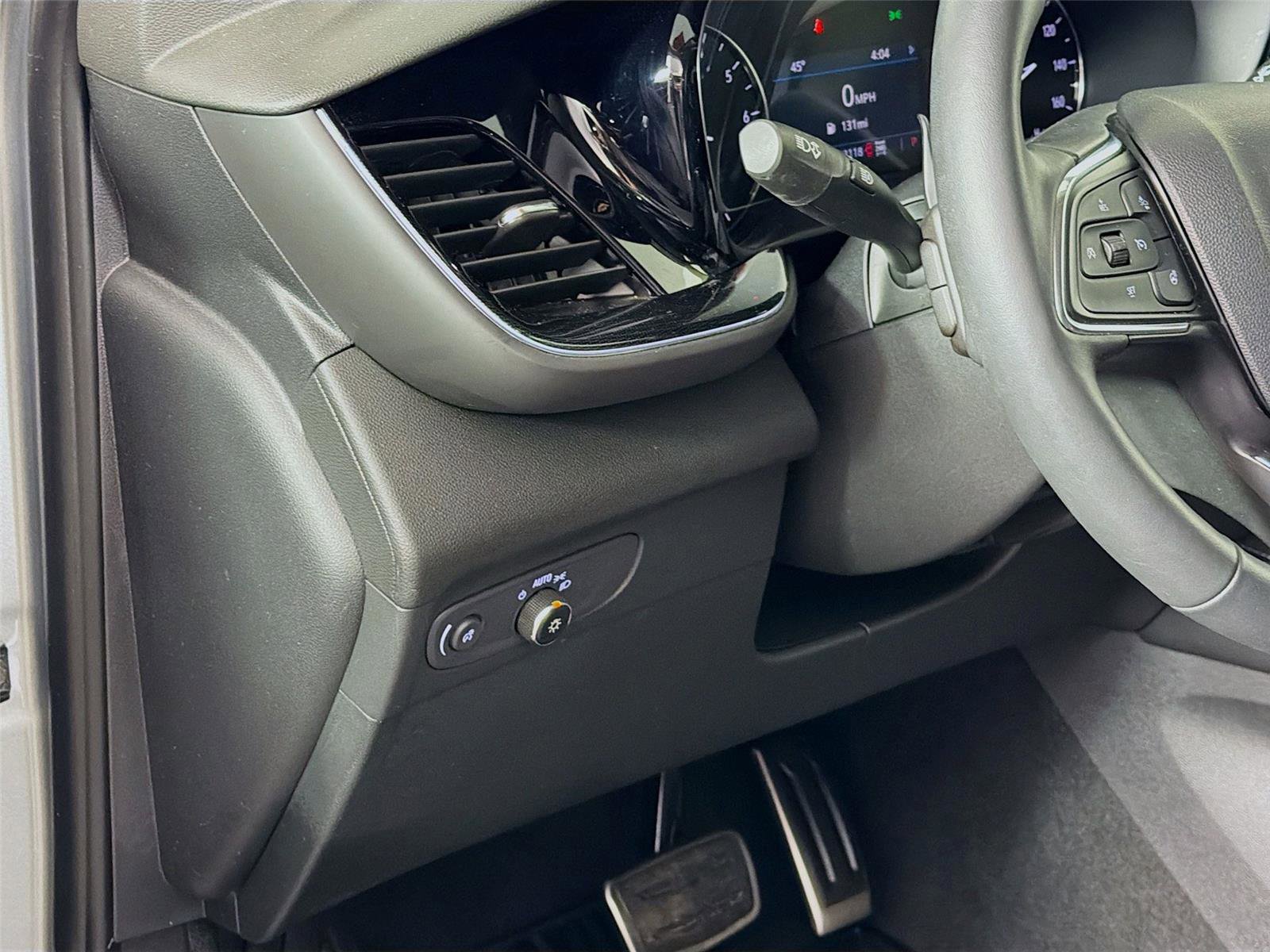 Used 2023 Buick Envision Preferred w/ Sport Touring Package image 10