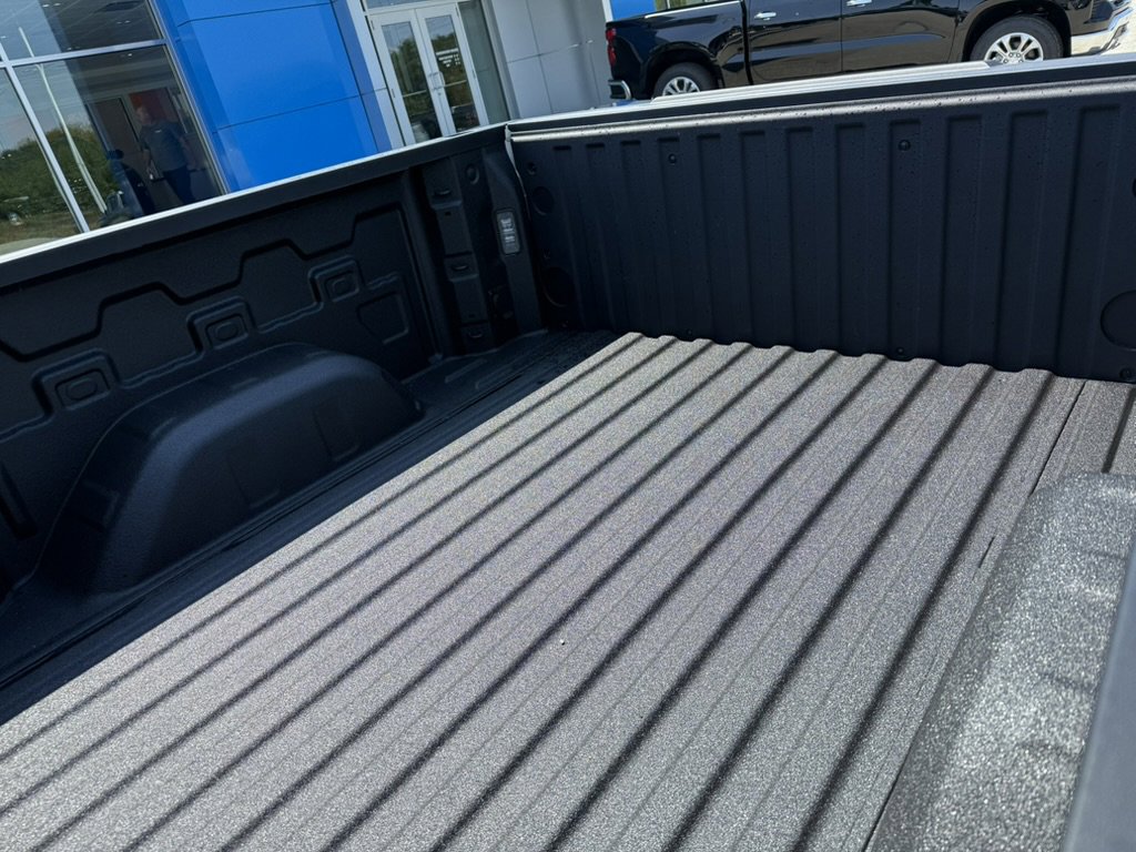 New 2026 Chevrolet Silverado 1500 LTZ w/ LTZ Premium Package image 11