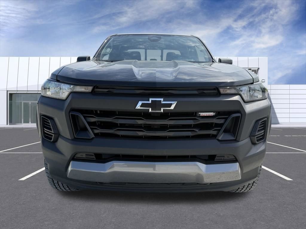 Used 2024 Chevrolet Colorado Trail Boss w/ Advanced Trailering Package AWD/4WD image 7