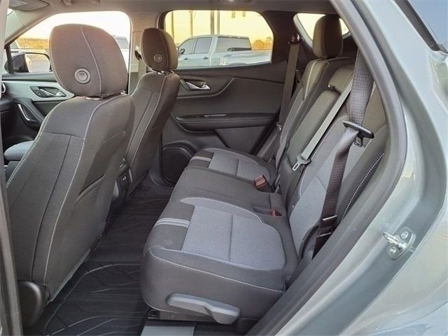 New 2026 GMC Terrain Elevation w/ Black Edition image 12