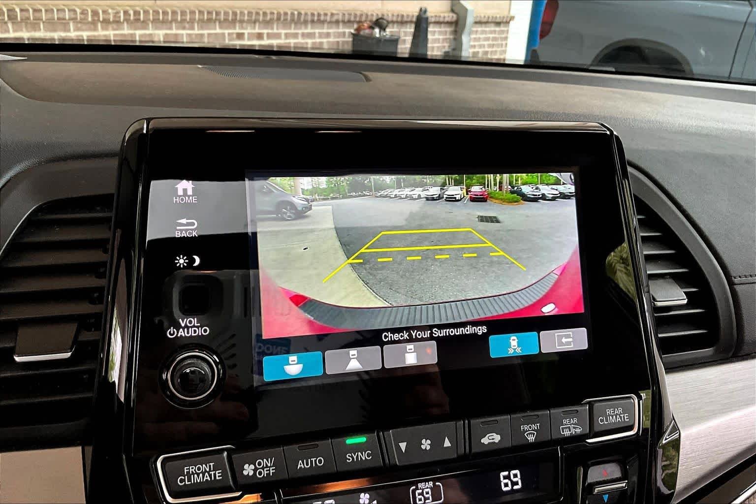 Certified 2023 Honda Odyssey Touring image 27