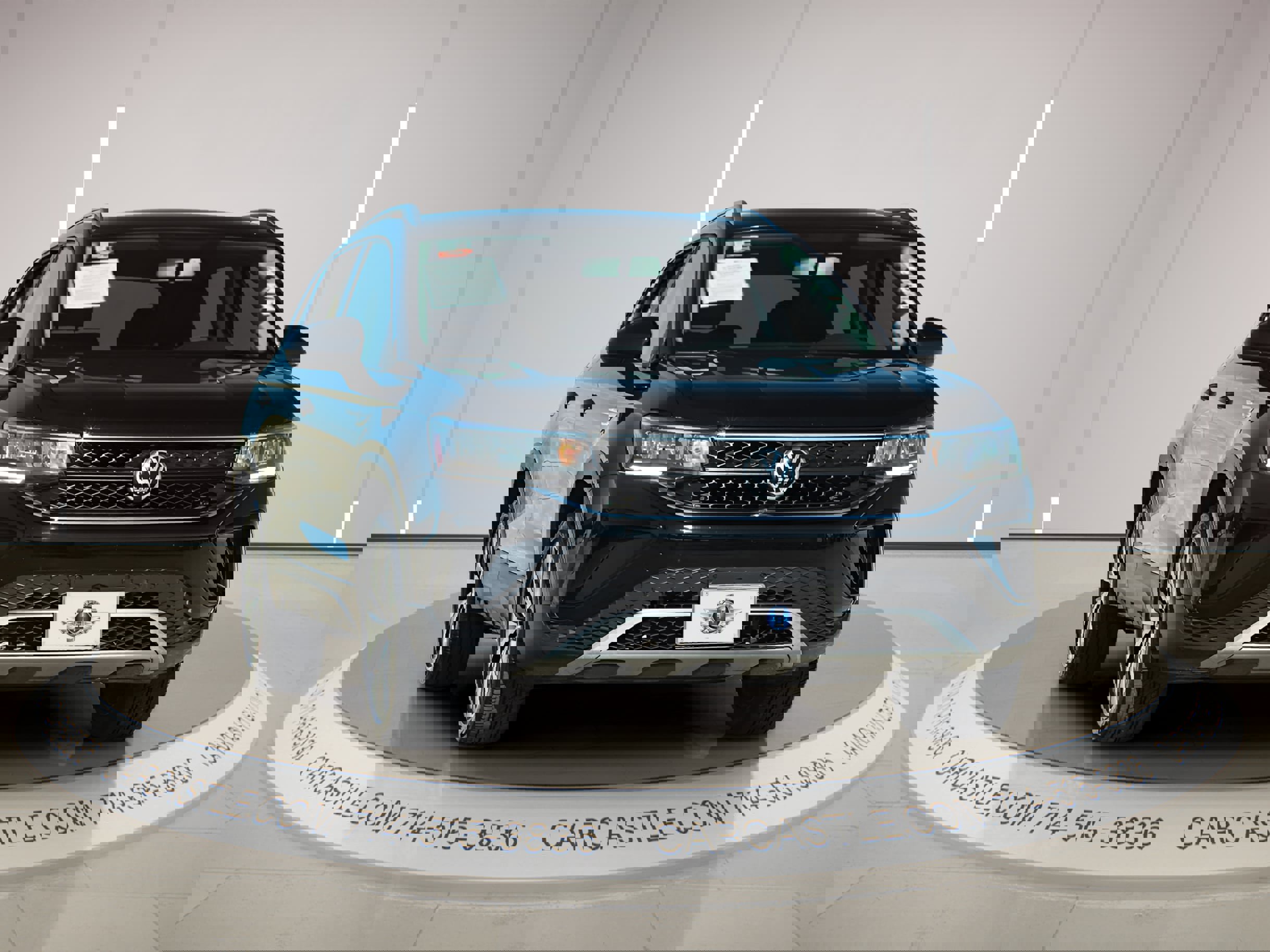 Used 2022 Volkswagen Taos SE FWD image 4