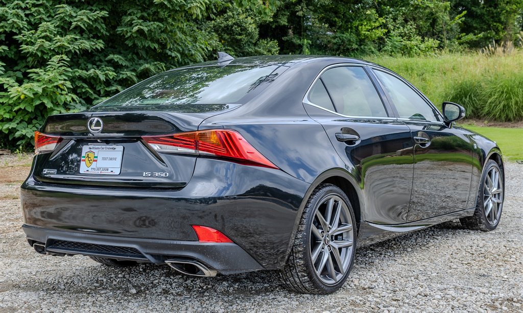 Used 2020 Lexus IS 350 F Sport w/ F Sport Package RWD image 5