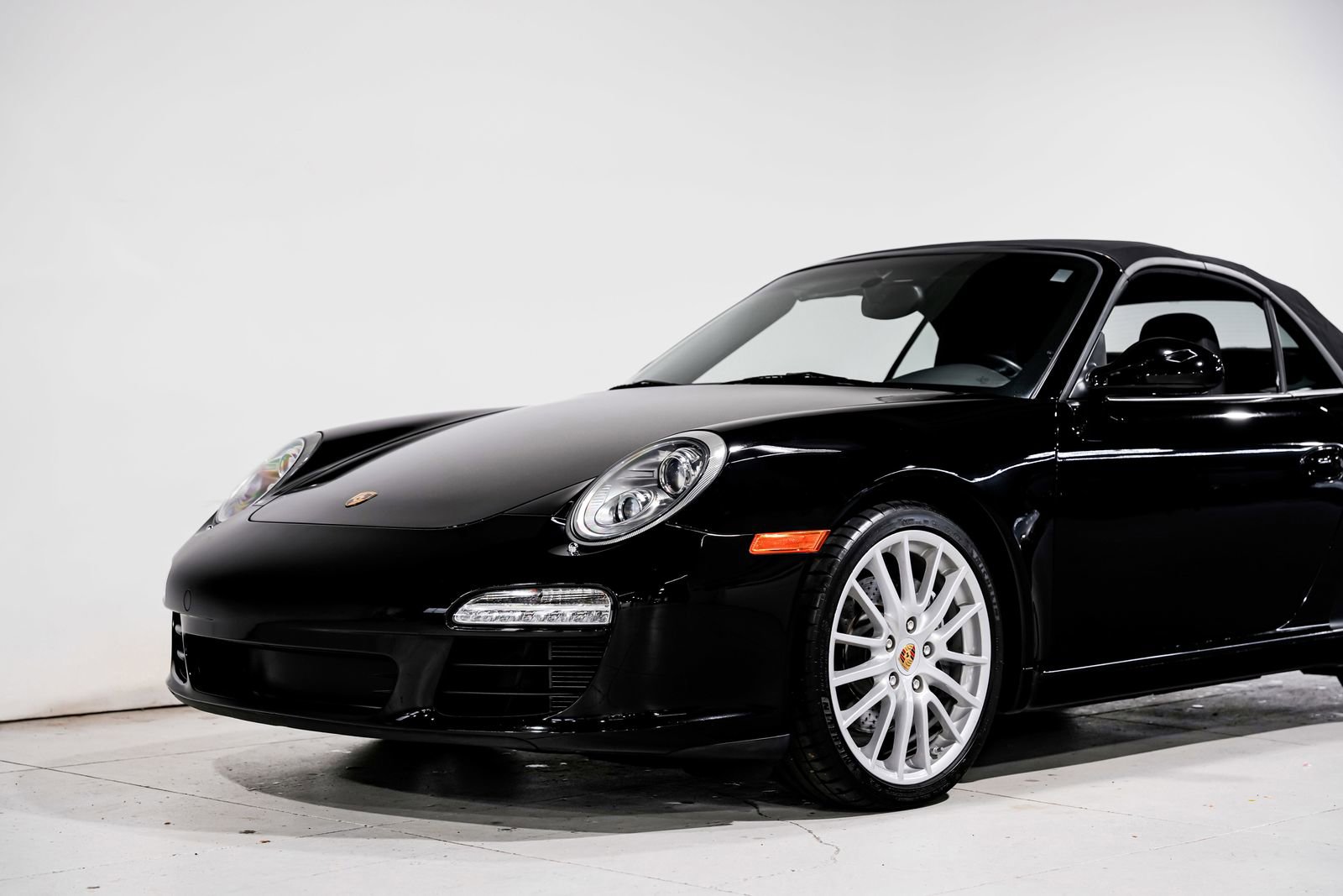 Used 2009 Porsche 911 Carrera RWD image 28