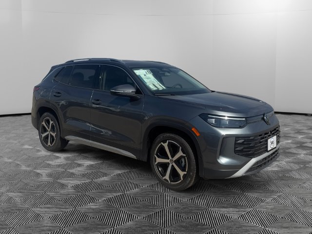 New 2026 Volkswagen Tiguan SE FWD image 7