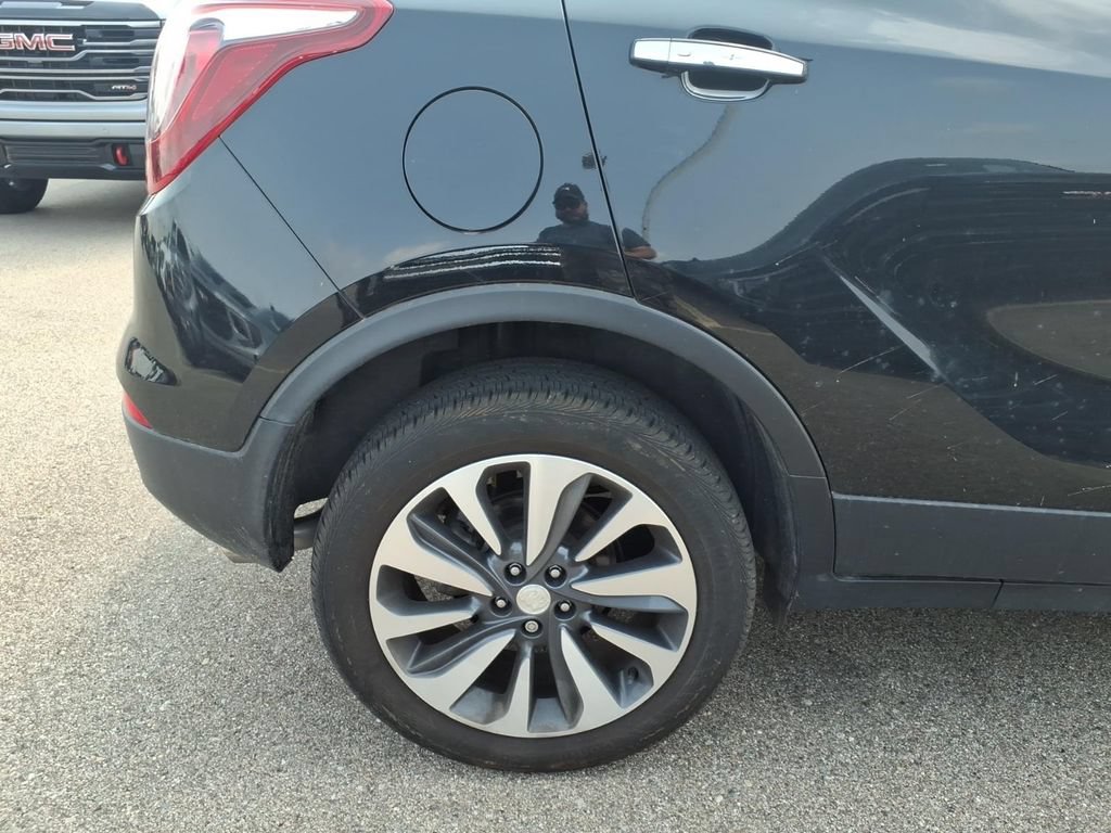 Used 2022 Buick Encore Preferred w/ Safety Package AWD/4WD image 24