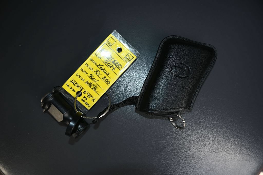 Used 2024 Lexus RX 350 Premium w/ Accessory Package (Z1) FWD image 30
