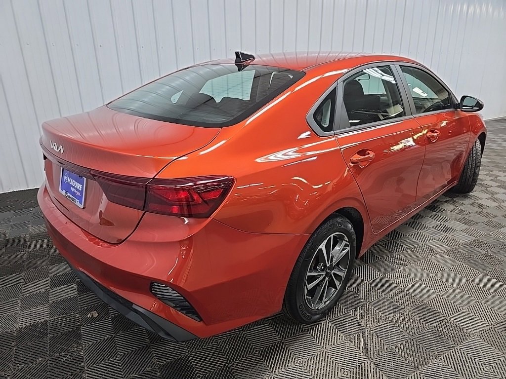 Used 2023 Kia Forte LXS image 10