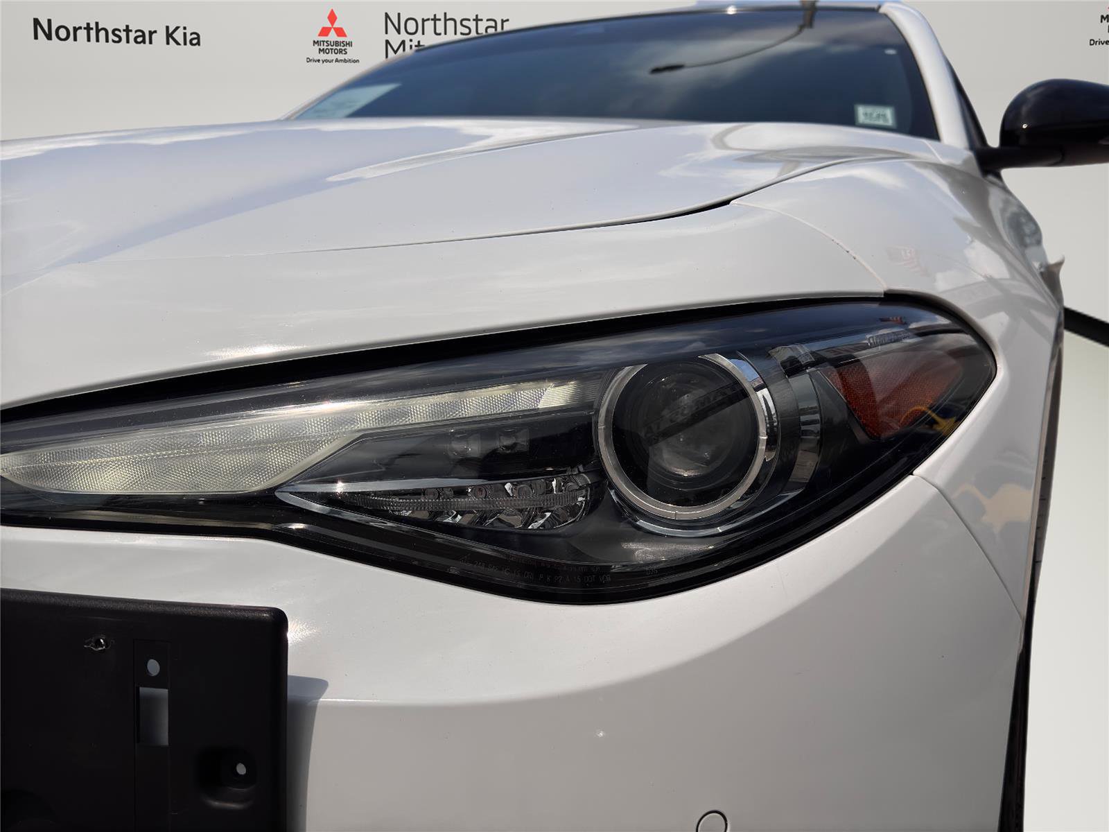 Used 2023 Alfa Romeo Giulia Veloce image 28