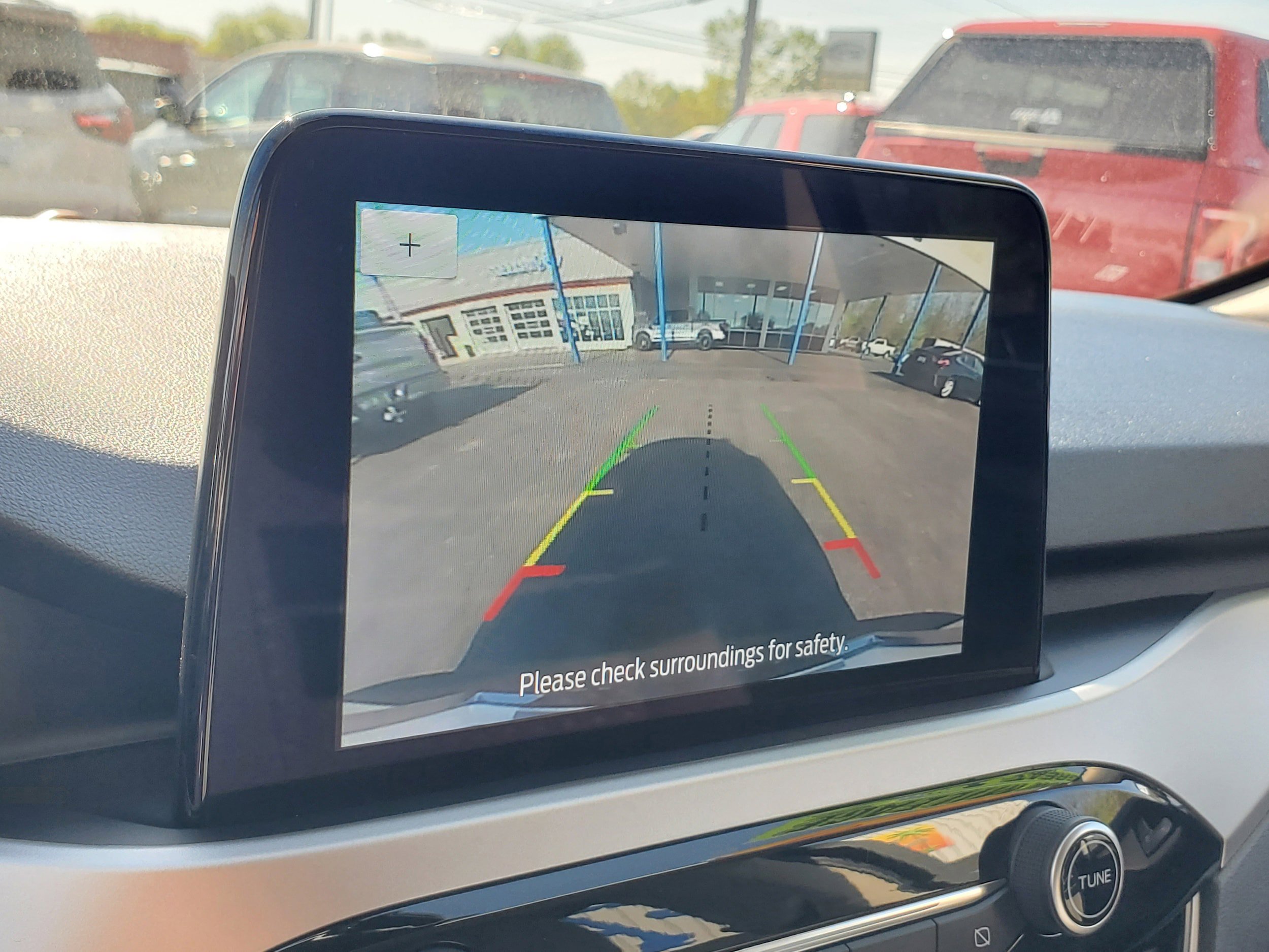 Used 2020 Ford Escape SE FWD image 19