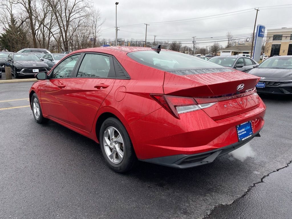 Certified 2021 Hyundai Elantra SE image 7