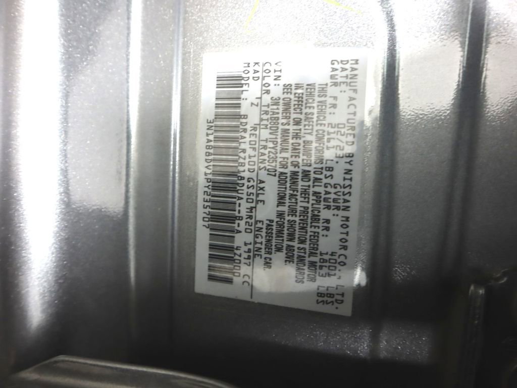 Used 2023 Nissan Sentra SR w/ Trunk Package image 25