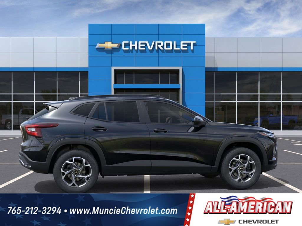 New 2025 Chevrolet Trax LT w/ Driver Confidence Package image 5