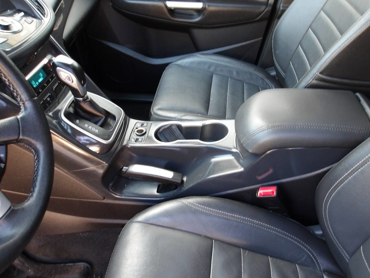 Used 2014 Ford Escape Titanium AWD/4WD image 26