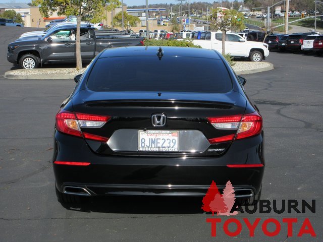 Used 2019 Honda Accord Sport image 6