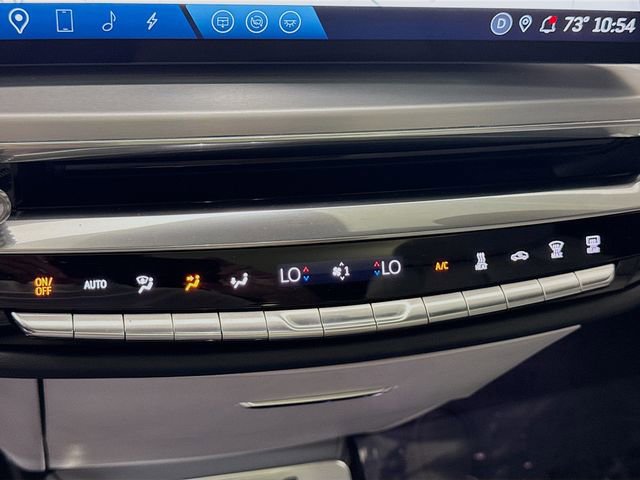 Used 2024 Cadillac Lyriq Luxury image 16