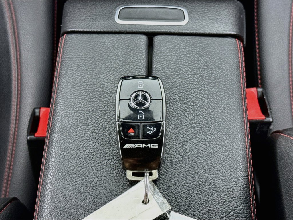 Used 2021 Mercedes-Benz CLA 35 AMG 4MATIC image 40