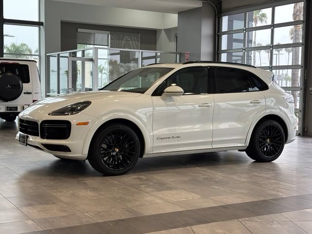 Used 2023 Porsche Cayenne Turbo AWD/4WD image 11