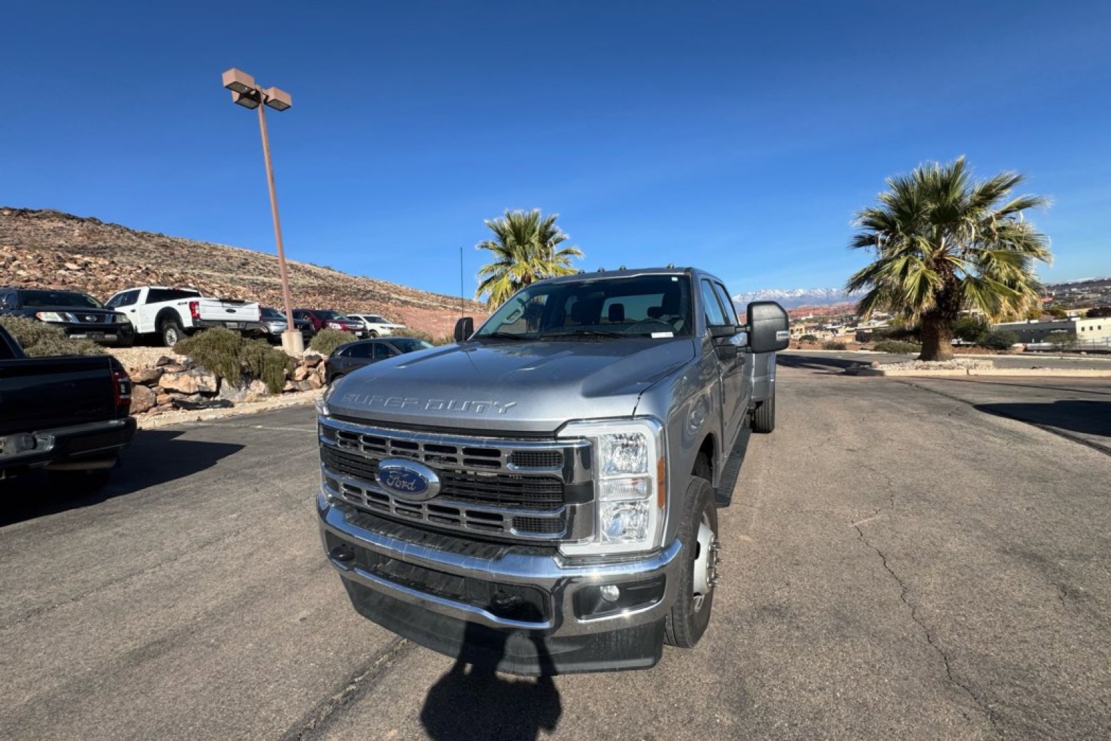 Used 2024 Ford F350 XLT image 1