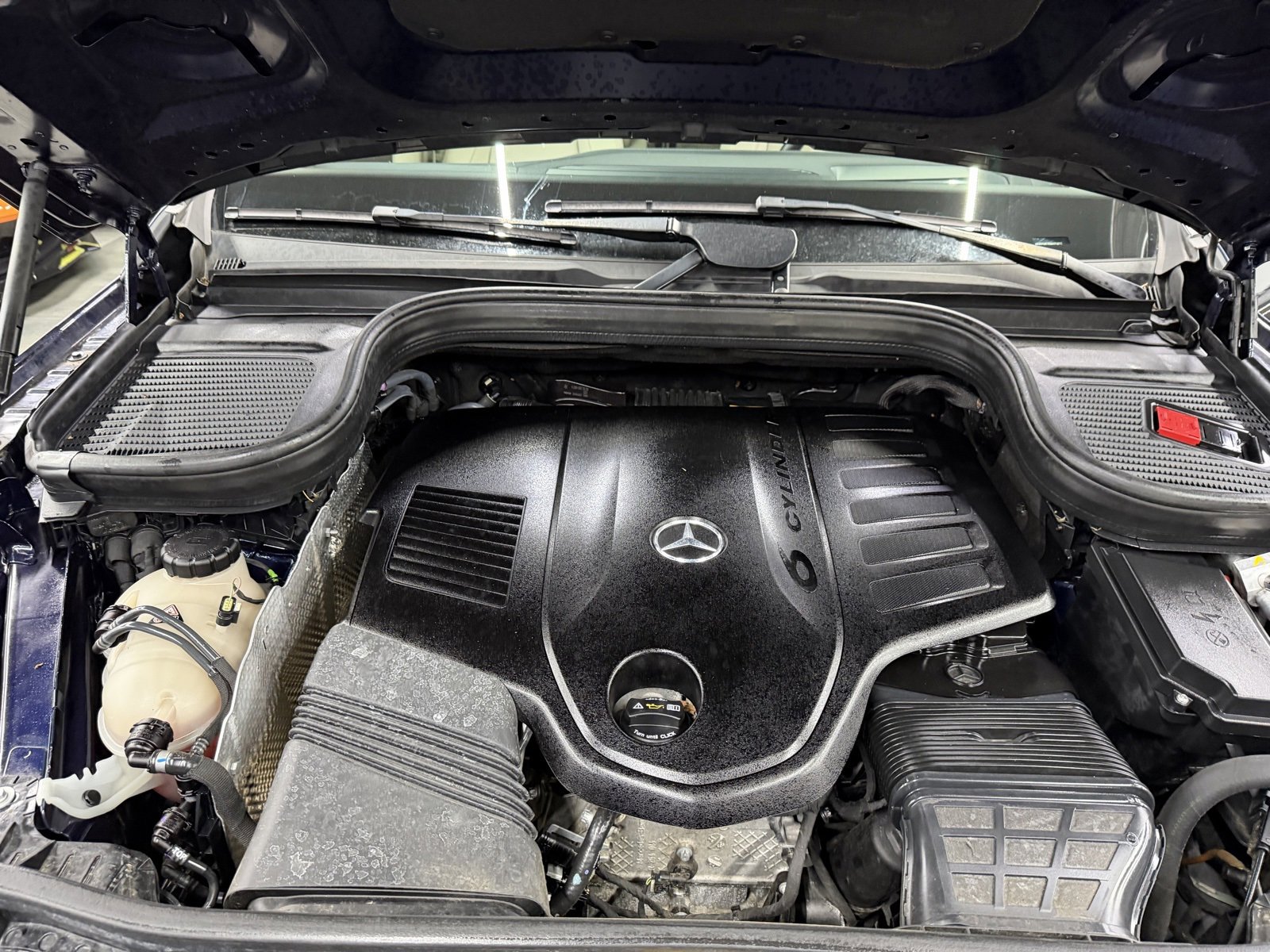 Used 2022 Mercedes-Benz GLS 450 GLS 450 image 25