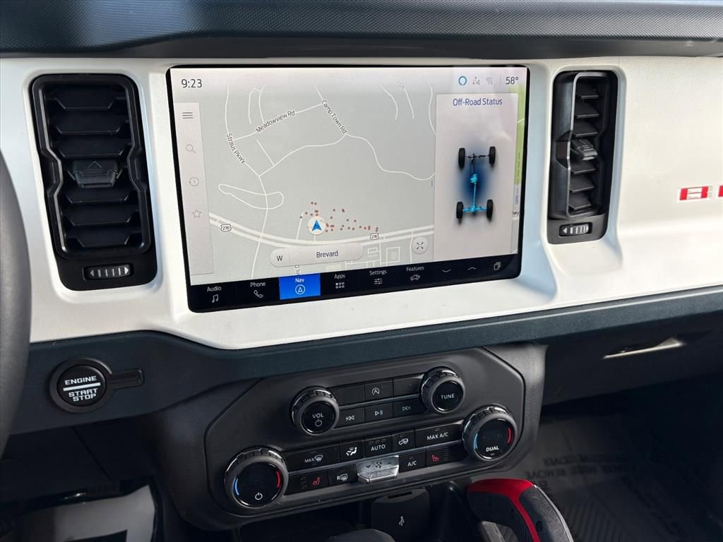 Used 2025 Ford Bronco Heritage Edition AWD/4WD image 8