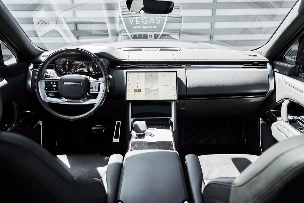 Used 2024 Land Rover Range Rover SE AWD/4WD image 44