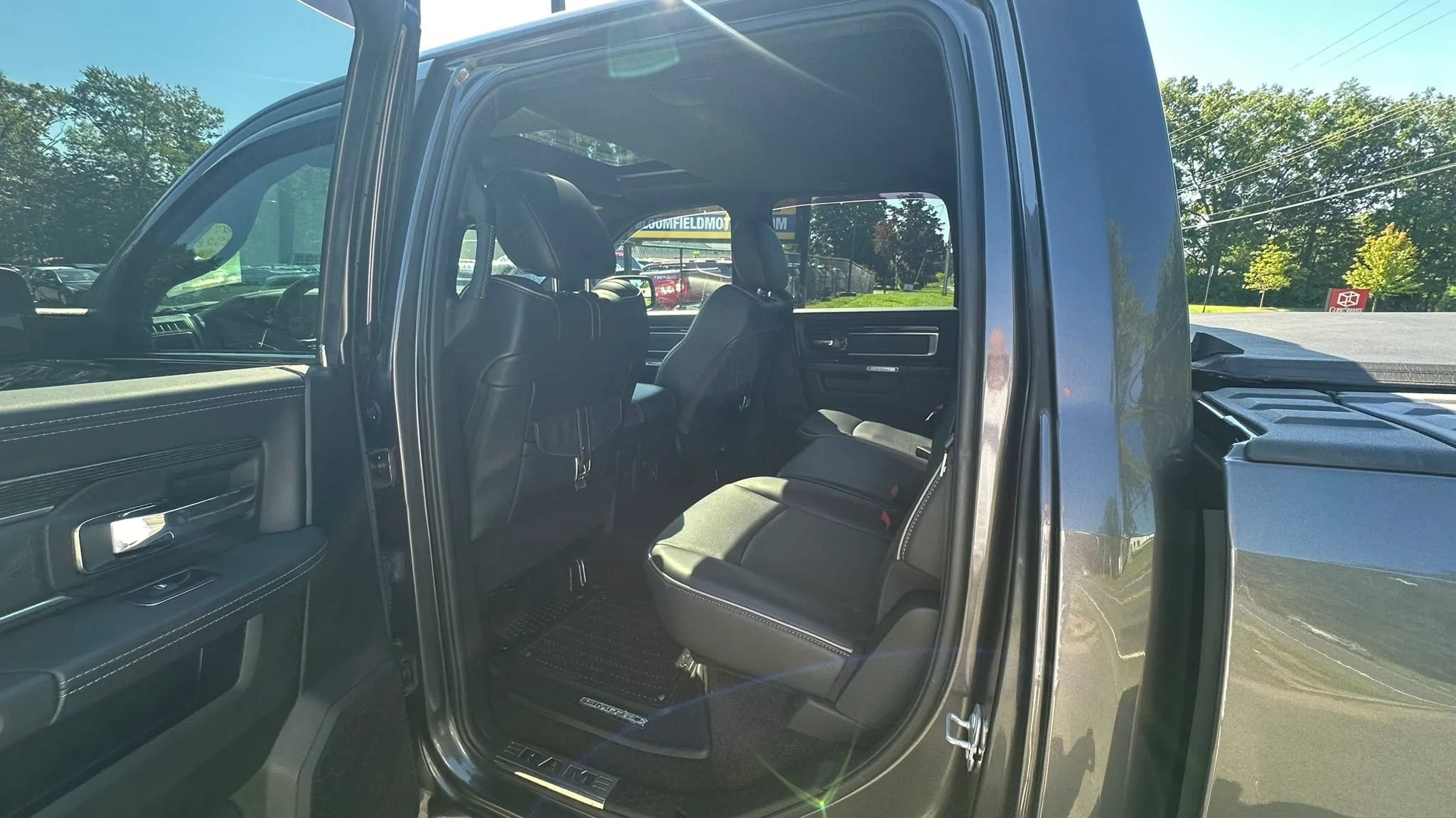 Used 2017 RAM 1500 Limited AWD/4WD image 26