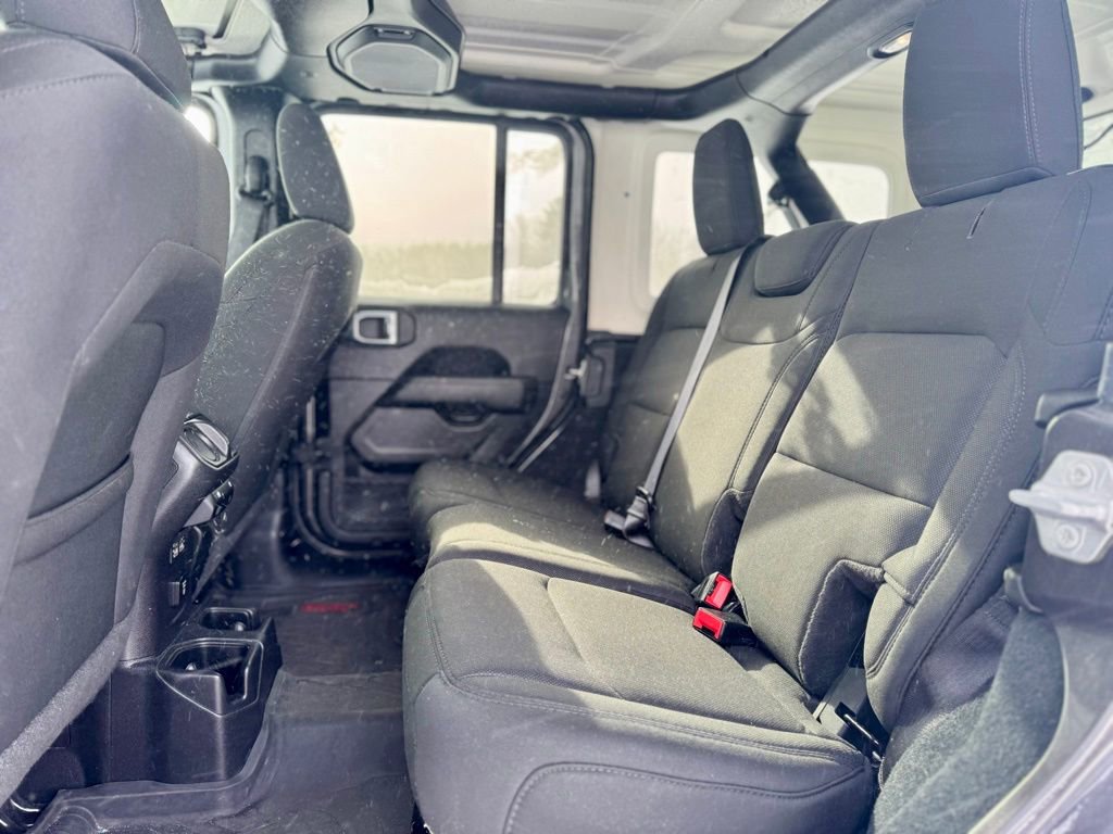 Used 2021 Jeep Wrangler Unlimited Sahara w/ Uconnect 4C Nav & Sound Group image 26