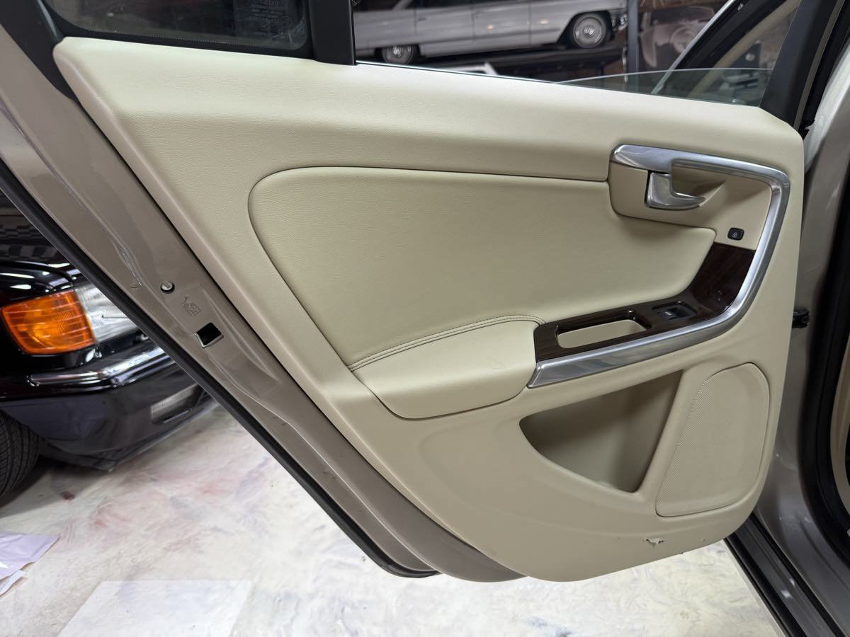 Used 2016 Volvo S60 T5 Premier FWD image 30