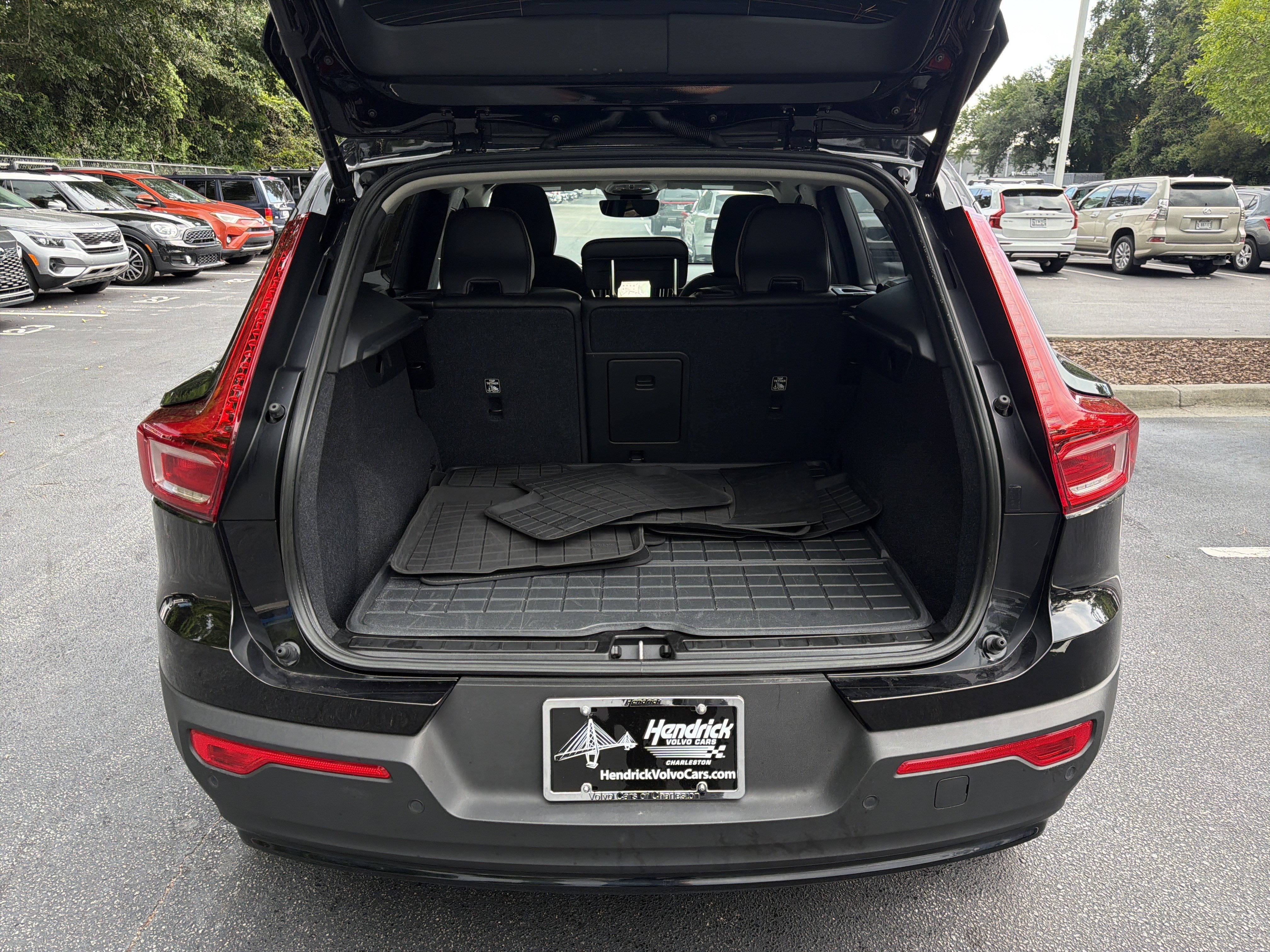 Certified 2024 Volvo XC40 B5 Core w/ Protection Package Premier AWD/4WD image 34