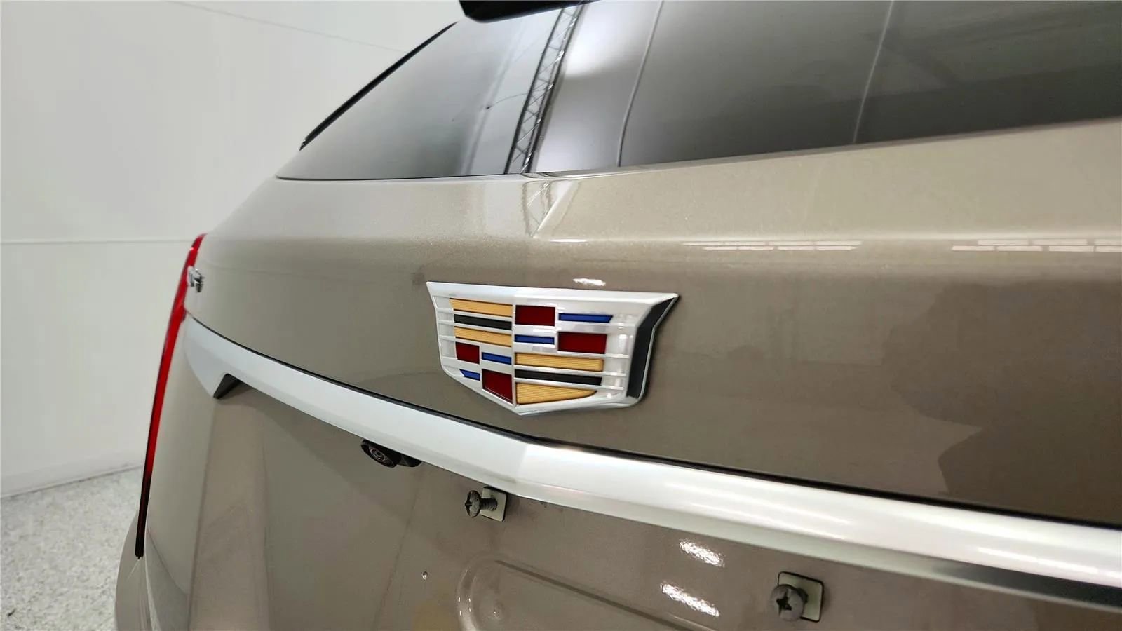 Used 2023 Cadillac XT5 Premium Luxury image 16