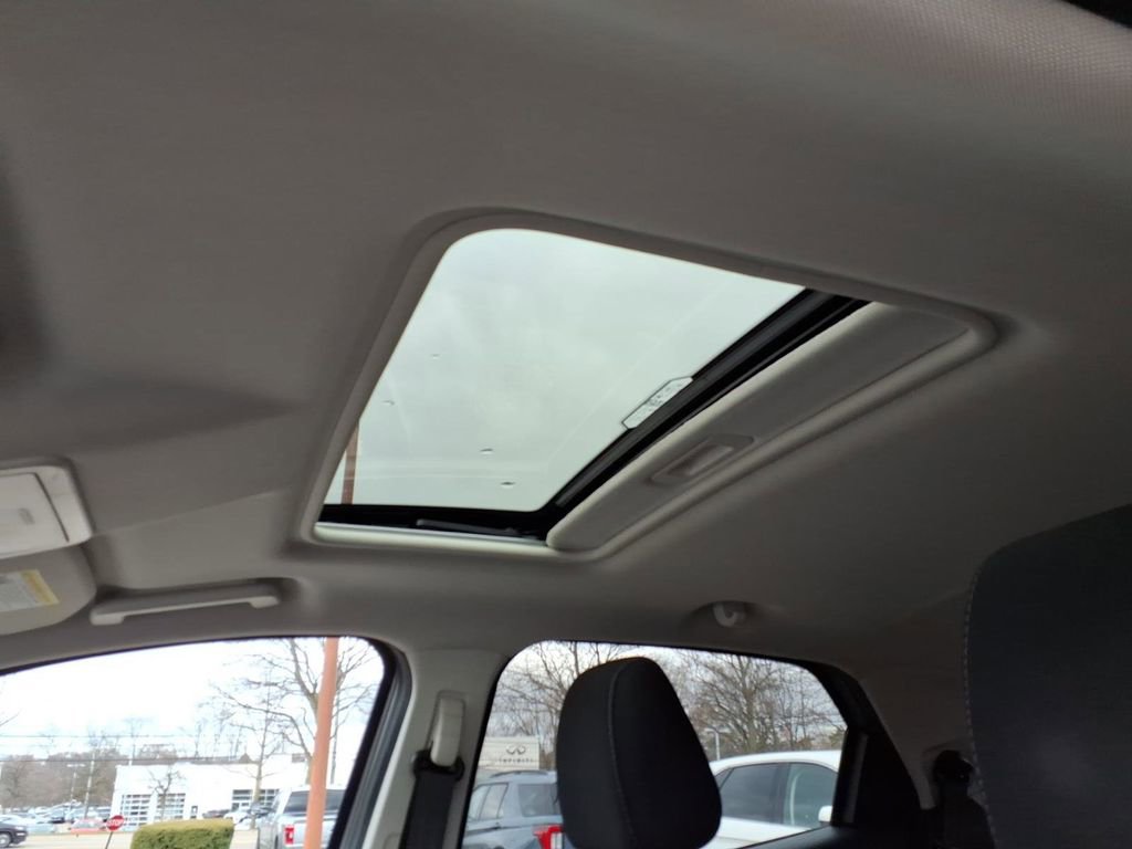 Used 2020 Ford EcoSport SE w/ SE Convenience Package image 11