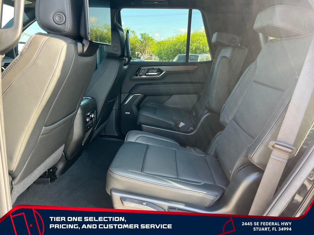 New 2026 GMC Yukon Denali w/ Denali Reserve Package AWD/4WD image 11