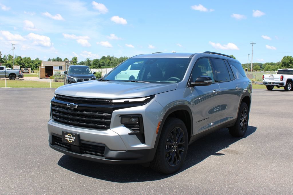 New 2026 Chevrolet Traverse LT w/ Midnight/Sport Edition FWD image 4