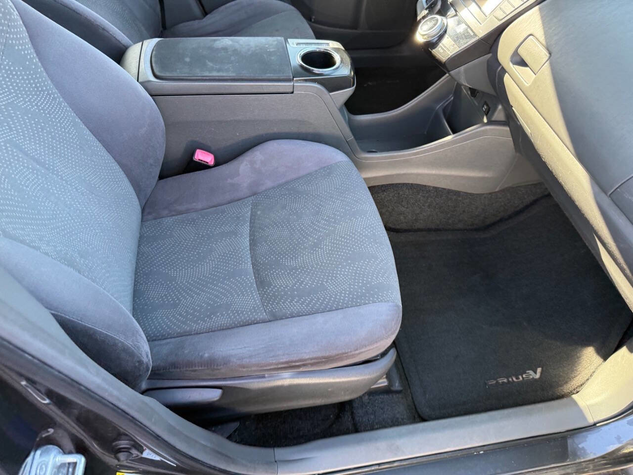 Used 2012 Toyota Prius V Three FWD image 28