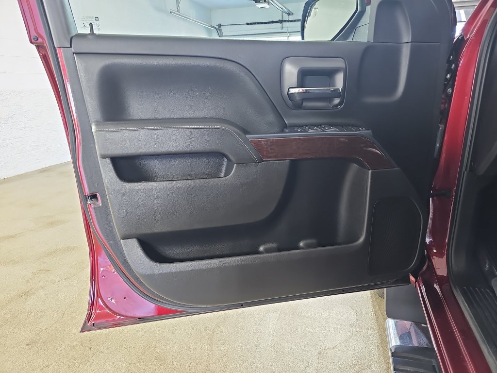 Used 2017 GMC Sierra 1500 SLE w/ SLE Value Package AWD/4WD image 31