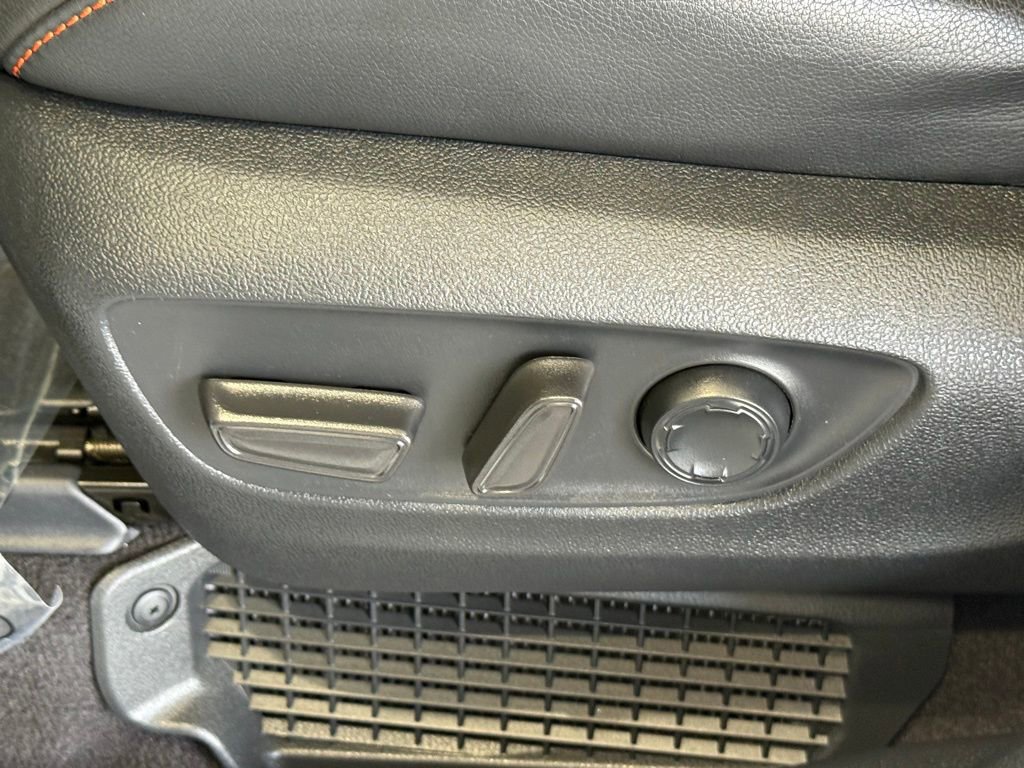 Certified 2021 Toyota Sienna XSE image 23