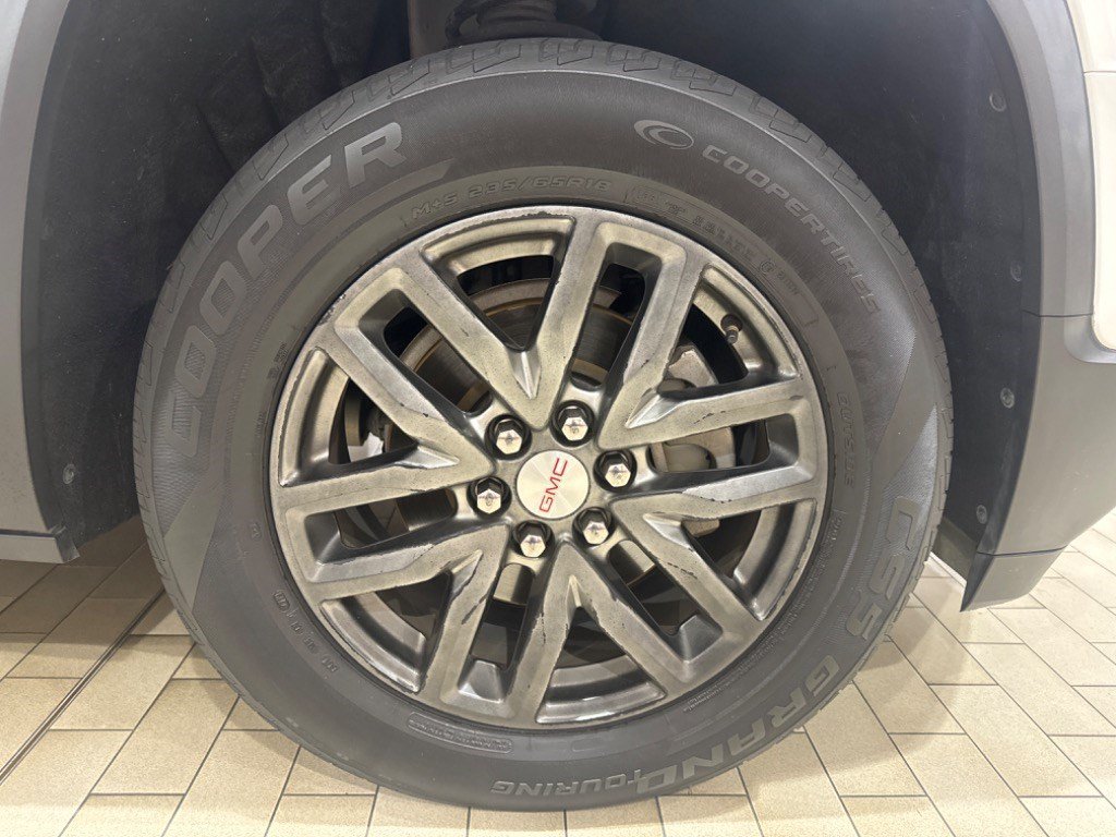 Used 2018 GMC Acadia SLT FWD image 42